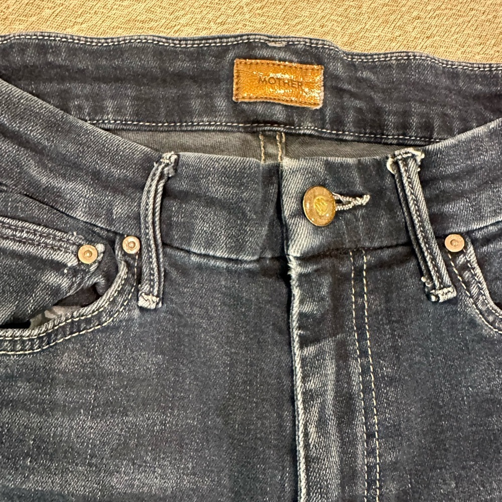 MOTHER High Waisted Looker Jeans - Picture 3 of 7